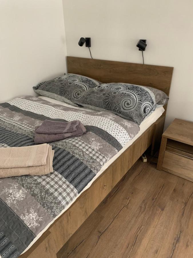 Apartment Owl Korenov Ngoại thất bức ảnh